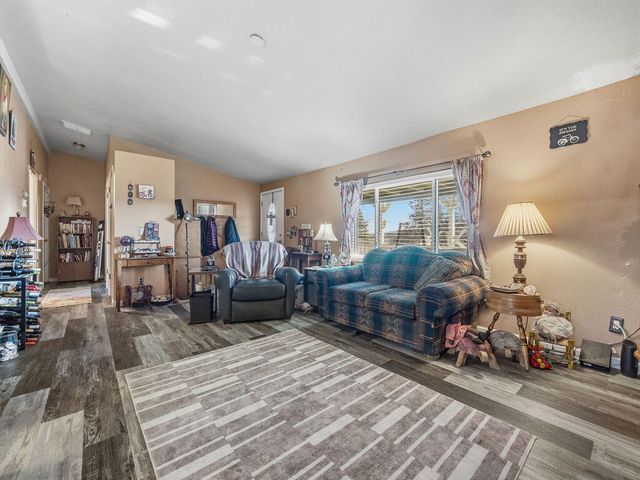 125 W Oregon Avenue, Klamath Falls, OR 97601