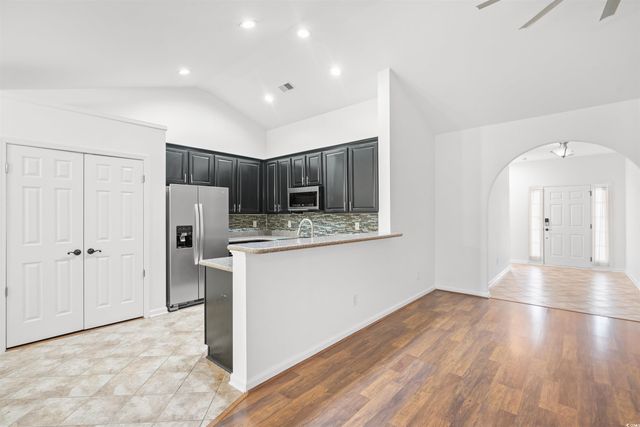 4485 Farm Lake Dr., Myrtle Beach, SC 29579