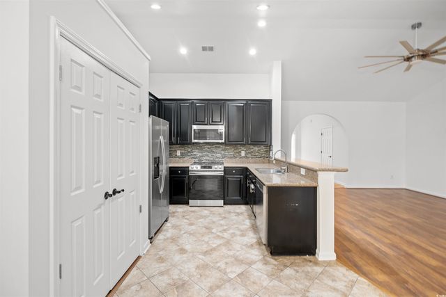 4485 Farm Lake Dr., Myrtle Beach, SC 29579