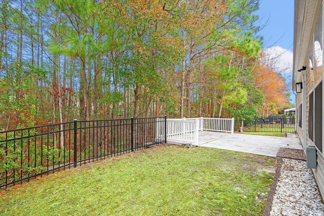 4485 Farm Lake Dr., Myrtle Beach, SC 29579