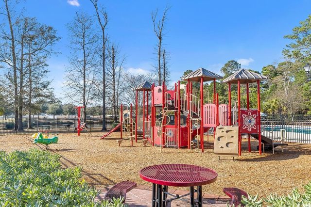 4485 Farm Lake Dr., Myrtle Beach, SC 29579