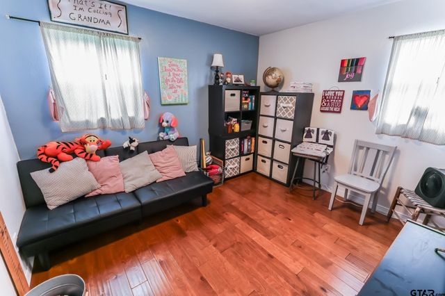 8724 E FM 1649, Gilmer, TX 75645