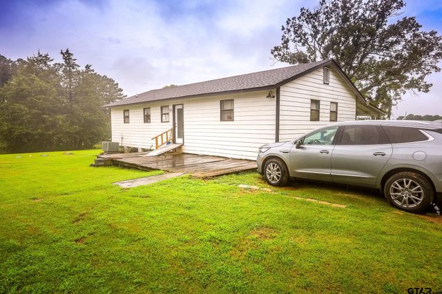 8724 E FM 1649, Gilmer, TX 75645