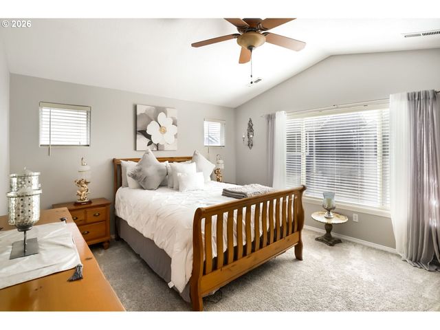 1568 Se GERHARD Dr, Hillsboro, OR 97123