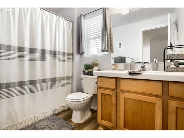 1568 Se GERHARD Dr, Hillsboro, OR 97123