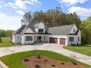 4215 Penns Meadow Lane, Winston-salem, NC 27106