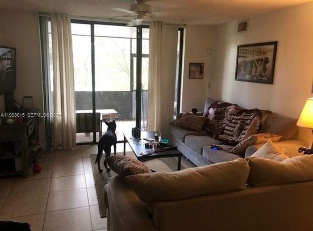 10161 W Sunrise Boulevard 102, Plantation, FL 33322