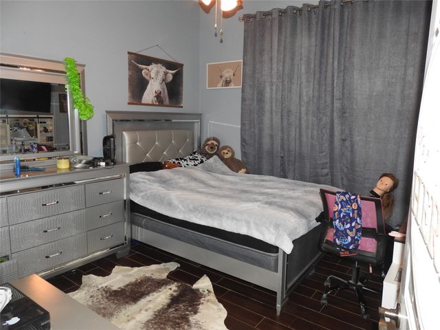 1468 County Road 4015, Savoy, TX 75479
