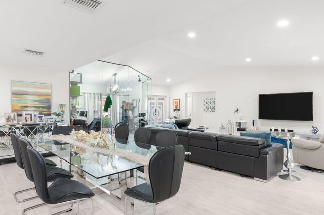 20202 Back Nine Drive, Boca Raton, FL 33498