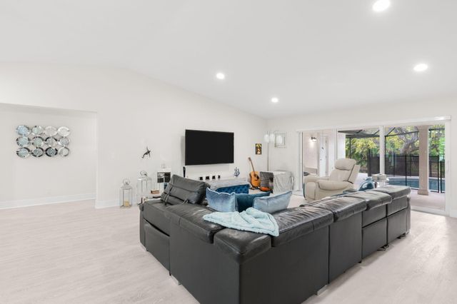 20202 Back Nine Drive, Boca Raton, FL 33498