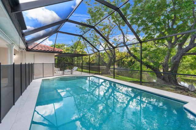 20202 Back Nine Drive, Boca Raton, FL 33498