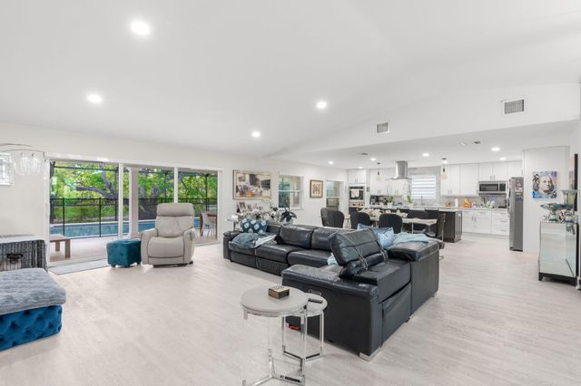 20202 Back Nine Drive, Boca Raton, FL 33498