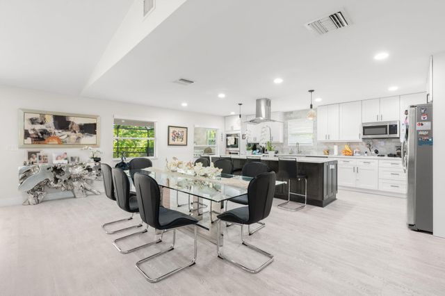 20202 Back Nine Drive, Boca Raton, FL 33498