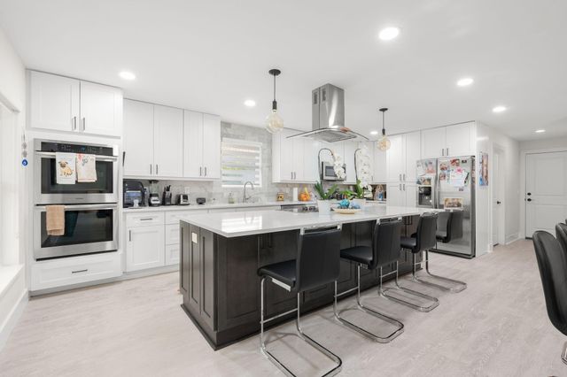 20202 Back Nine Drive, Boca Raton, FL 33498