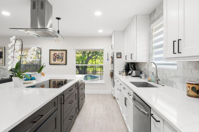 20202 Back Nine Drive, Boca Raton, FL 33498