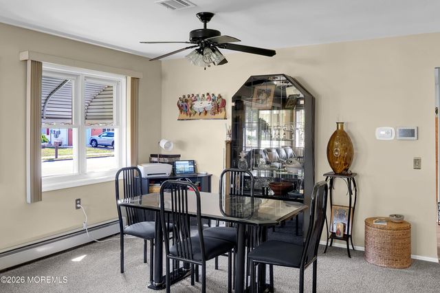 1 Selkirk Avenue, Toms River, NJ 08757