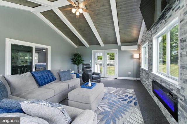 2230 SIX MILE RD, Philipsburg, PA 16866