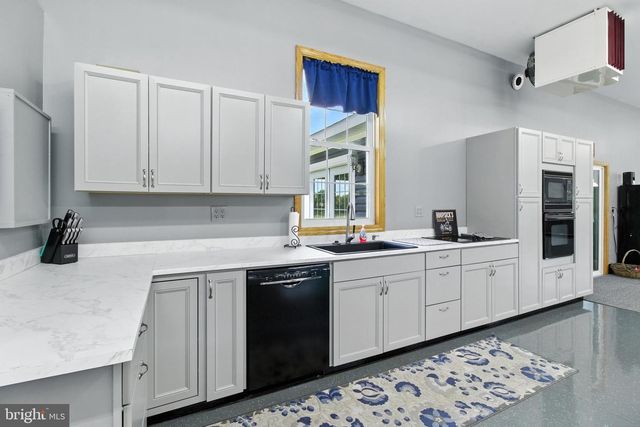 2230 SIX MILE RD, Philipsburg, PA 16866