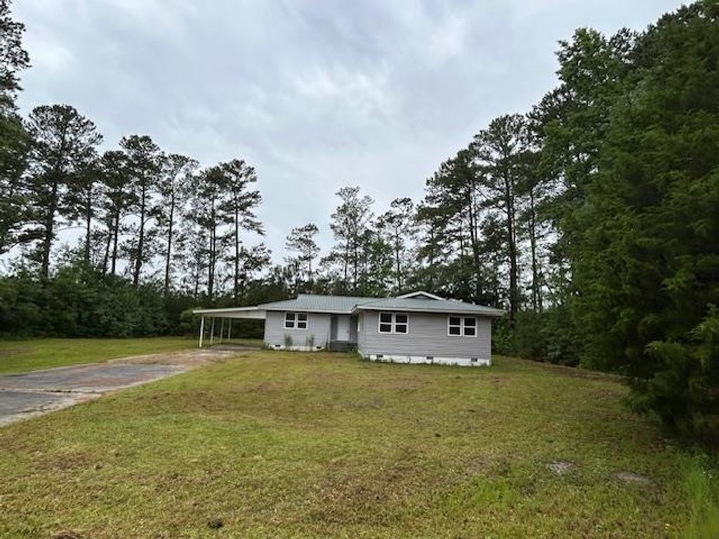 321 Circle Heights Dr., Loris, SC 29569 — exterior