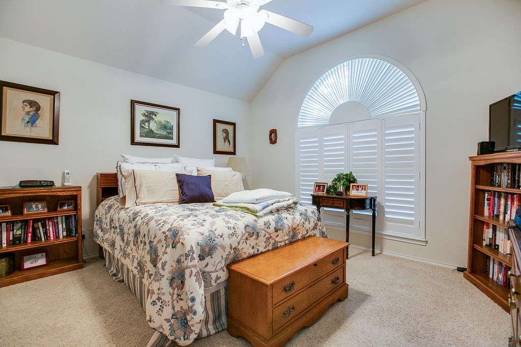 Image 15 of property listing at 3010 Clearview Drive, San Angelo, TX 76904
