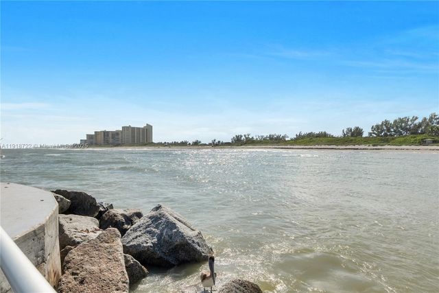 200 Ocean Trail Way 609, Jupiter, FL 33477