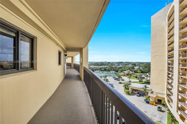 200 Ocean Trail Way 609, Jupiter, FL 33477