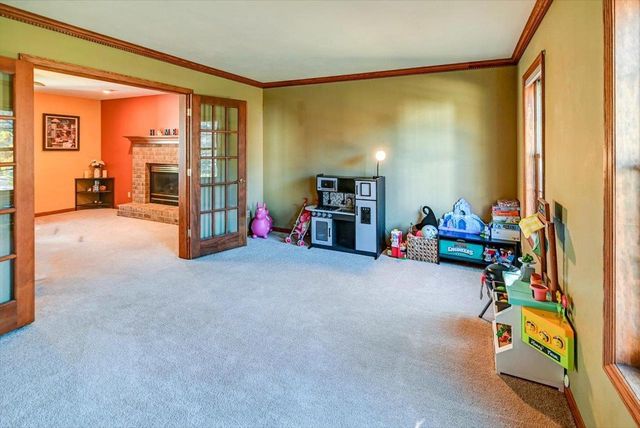 1191 McMahon Drive, Sun Prairie, WI 53590