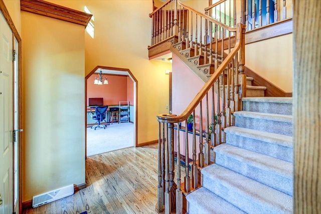 1191 McMahon Drive, Sun Prairie, WI 53590