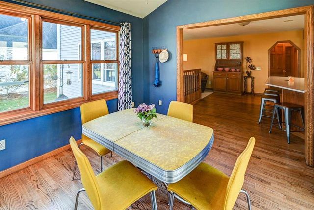 1191 McMahon Drive, Sun Prairie, WI 53590