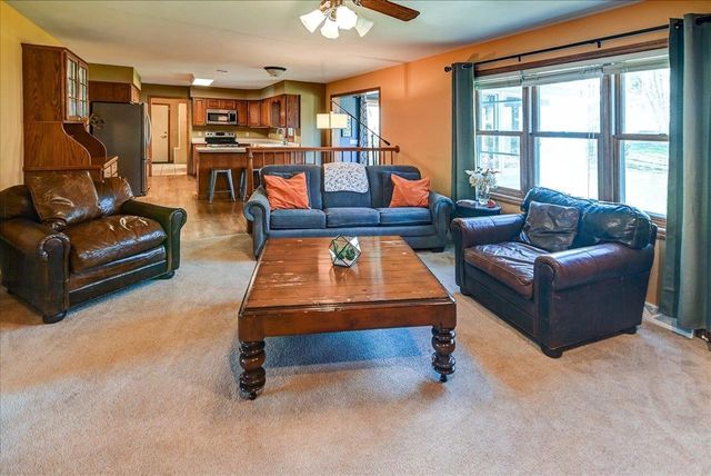 1191 McMahon Drive, Sun Prairie, WI 53590