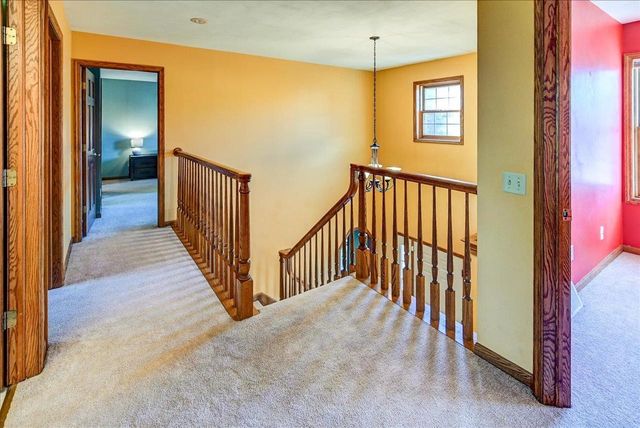 1191 McMahon Drive, Sun Prairie, WI 53590