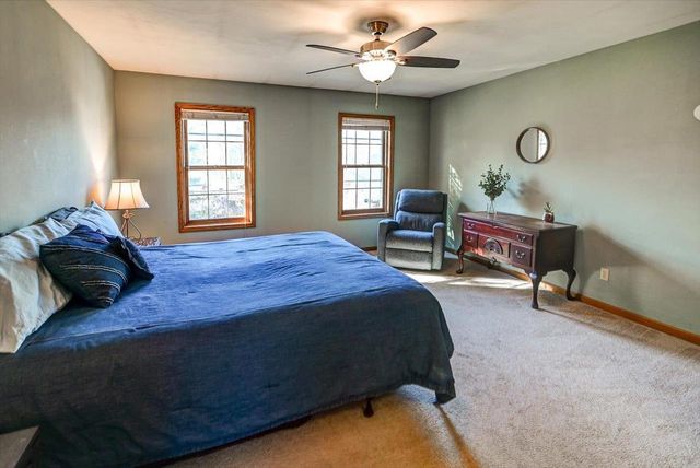 1191 McMahon Drive, Sun Prairie, WI 53590