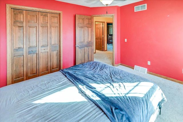 1191 McMahon Drive, Sun Prairie, WI 53590