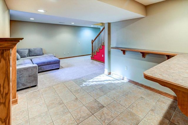 1191 McMahon Drive, Sun Prairie, WI 53590