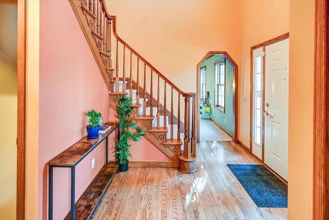 1191 McMahon Drive, Sun Prairie, WI 53590