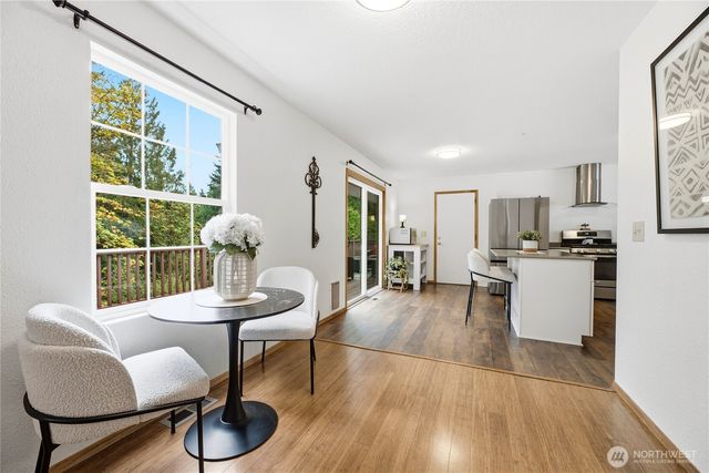 17209 45th St E, Lake Tapps, WA 98391