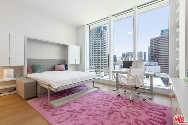 877 Francisco Street 919, Los Angeles, CA 90017