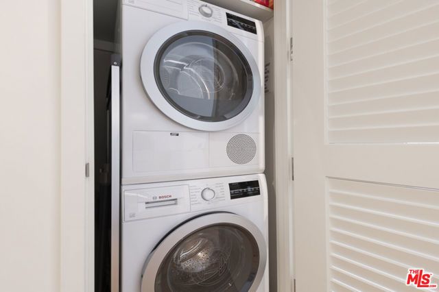 877 Francisco Street 919, Los Angeles, CA 90017