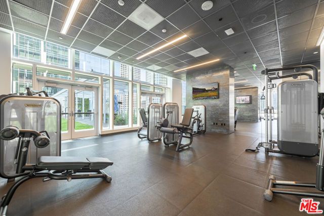 877 Francisco Street 919, Los Angeles, CA 90017