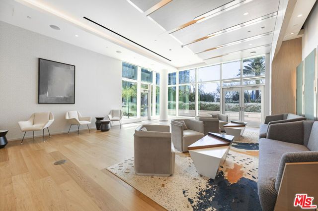 877 Francisco Street 919, Los Angeles, CA 90017