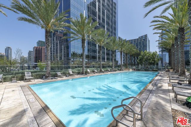 877 Francisco Street 919, Los Angeles, CA 90017