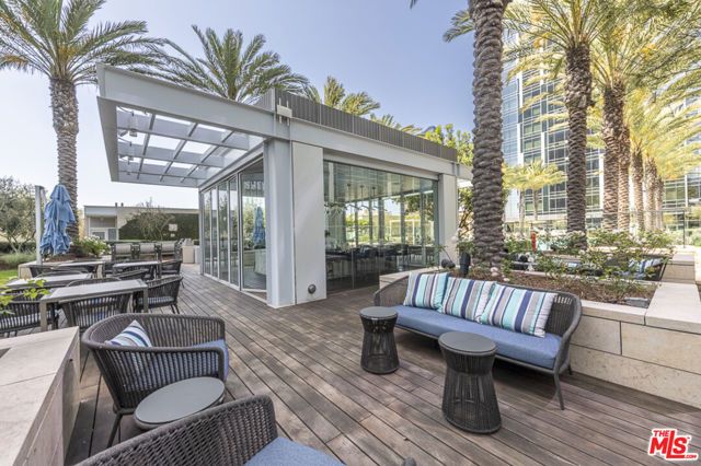 877 Francisco Street 919, Los Angeles, CA 90017