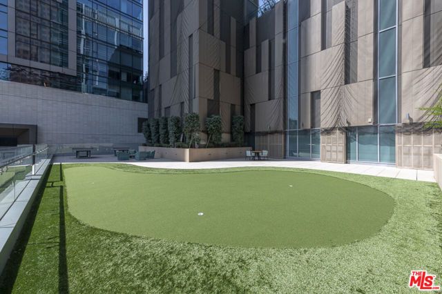 877 Francisco Street 919, Los Angeles, CA 90017