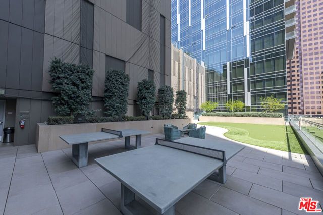 877 Francisco Street 919, Los Angeles, CA 90017