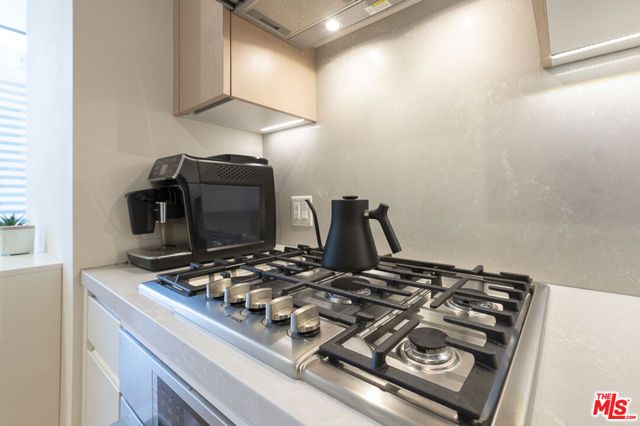 877 Francisco Street 919, Los Angeles, CA 90017