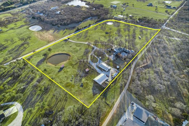 11559 Merrill Road, Pilot Point, TX 76258