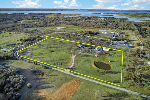 11559 Merrill Road, Pilot Point, TX 76258