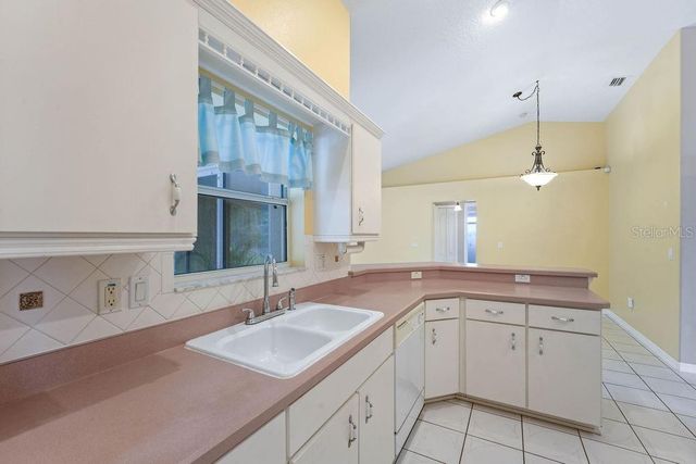 28 PRINCETON LANE, Palm Coast, FL 32164