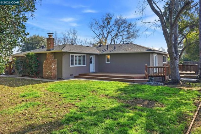 702 Ruth Dr, Pleasant Hill, CA 94523