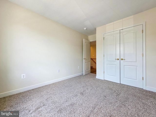 3300 BROKER LN, Woodbridge, VA 22193